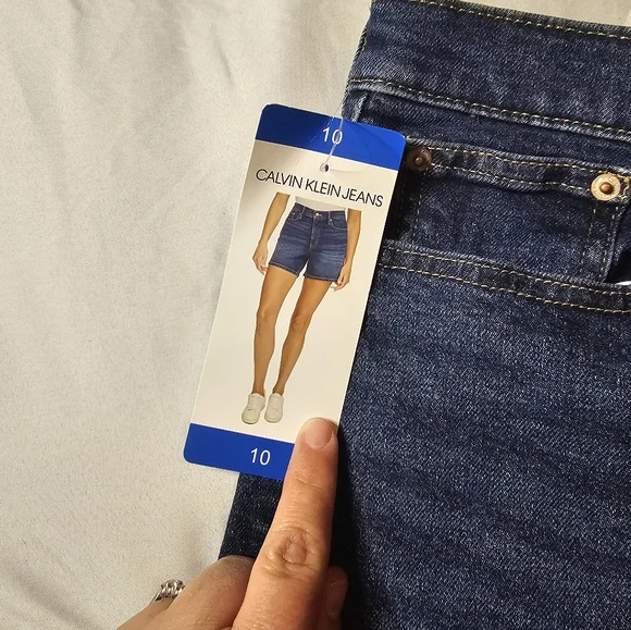Calvin Klein Size 10 Shorts NWT - Picture 3 of 8
